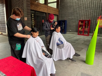 攜手同行，共筑和諧美好 2021年北京萬(wàn)科物業(yè)樸里節(jié)以理發(fā)服務(wù)圓滿落幕